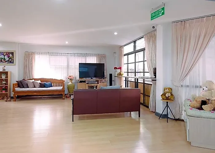旅馆 班素青年旅舍 *